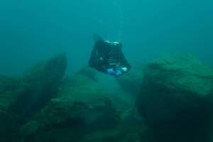 Potápění pod ledem