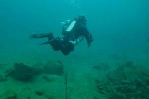 Potápění pod ledem