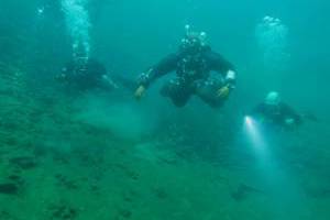 Potápění pod ledem